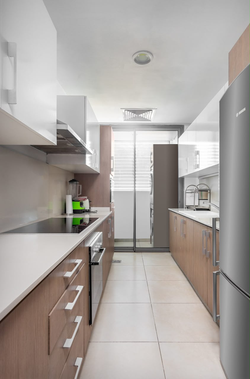 Eko Pearl Tower 11th-floor apartment fully equipped kitchen